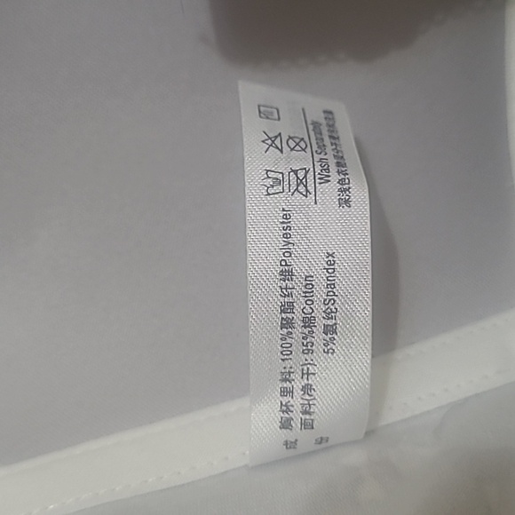 3/$30 - Fandecie Seamless Grey Padded Sports Bra - Size 80-92.5cm - Picture 4 of 4